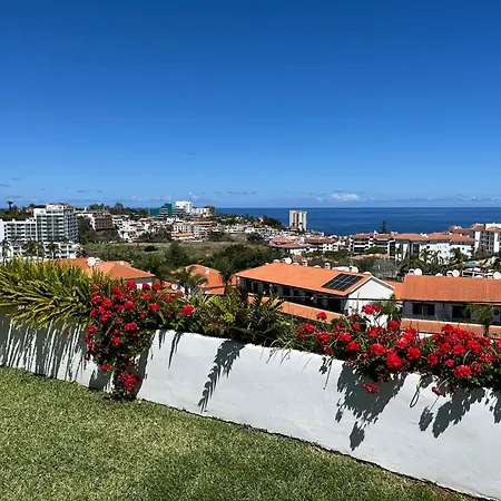 Hébergement de vacances Casa Janni With Heated Private Pool